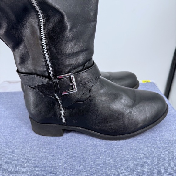 Torrid Black Faux Leather Women 9.5 Knee High Boots Buckle Zip Side Wide Calf - Picture 4 of 16